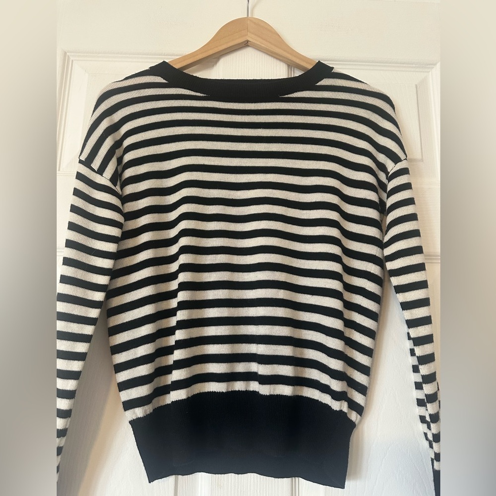 House of Harlow 1960 X Revolve Britt Sweater in Black + White Stripe, Size XXS. - Picture 4 of 8